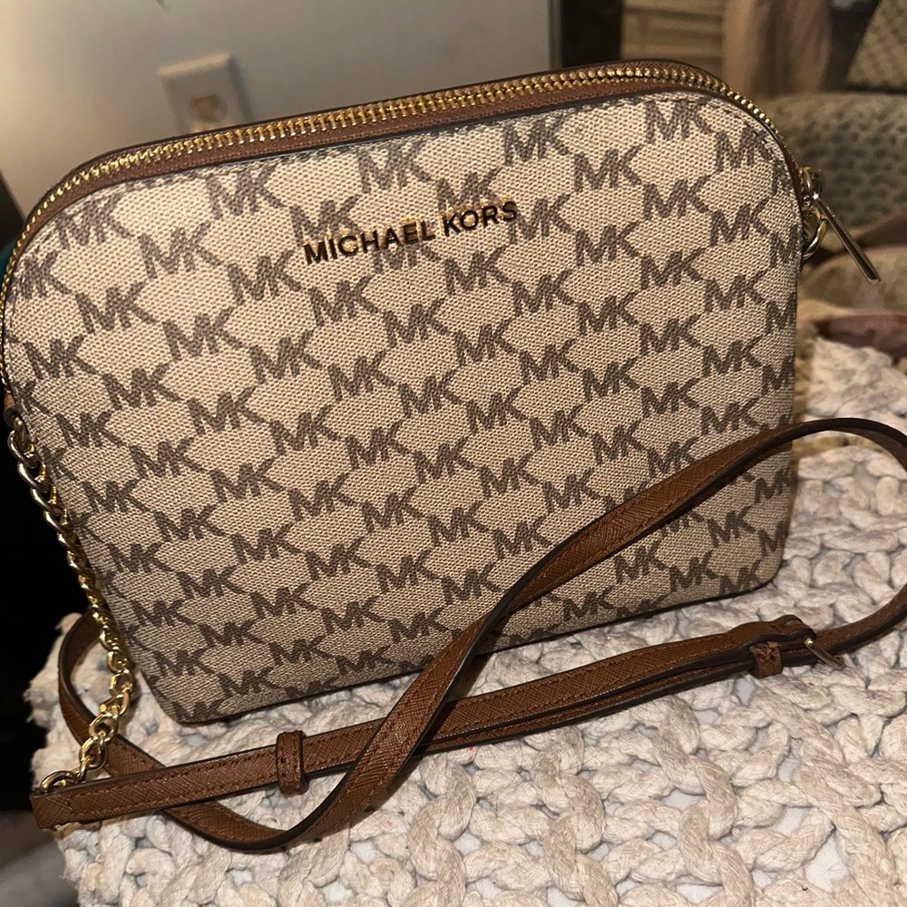 Michael Kors Crossbody Purse